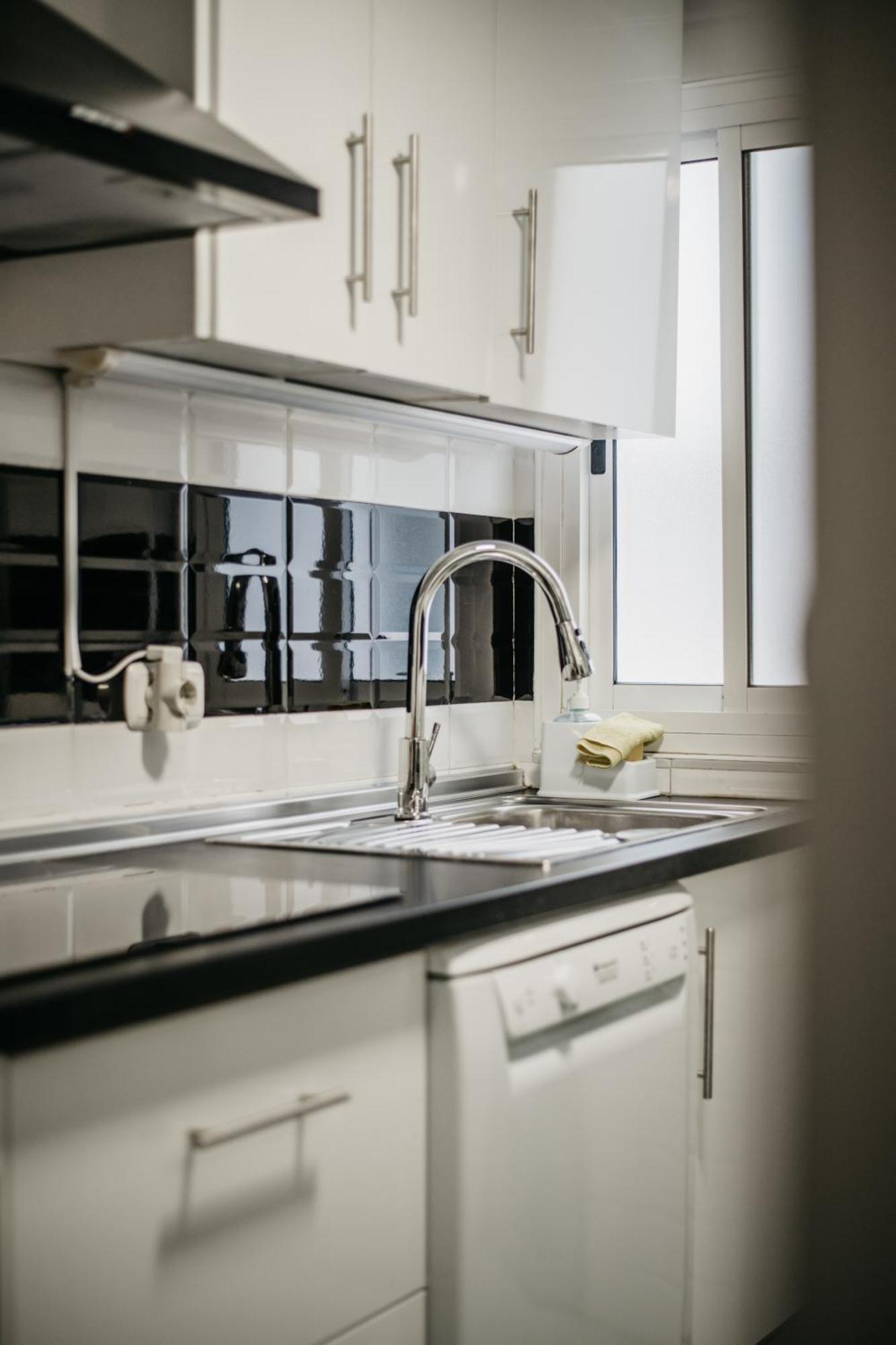 Tuguest Maria Luisa Apartment - Free Parking Granada Exterior photo