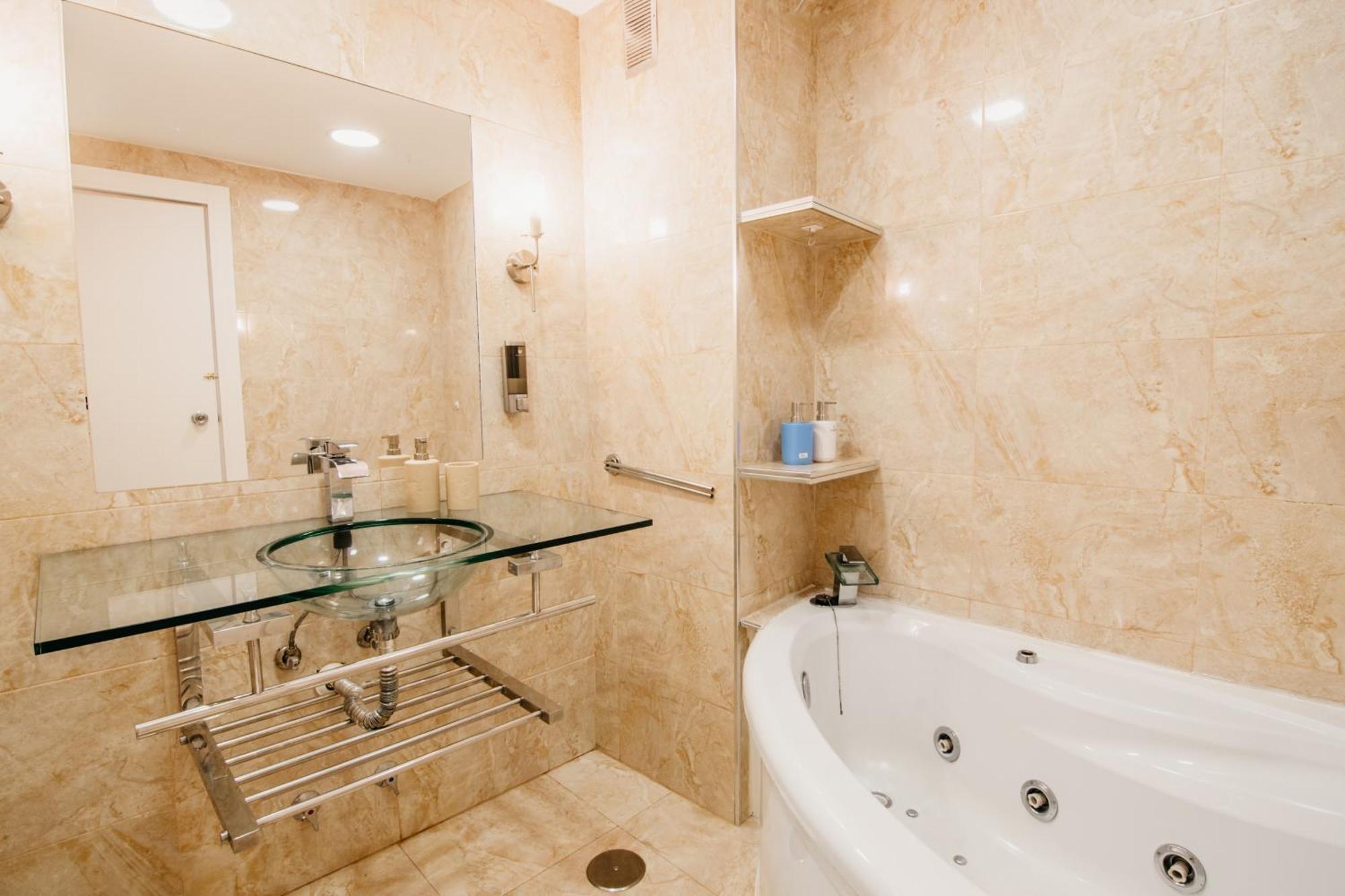 Tuguest Maria Luisa Apartment - Free Parking Granada Exterior photo